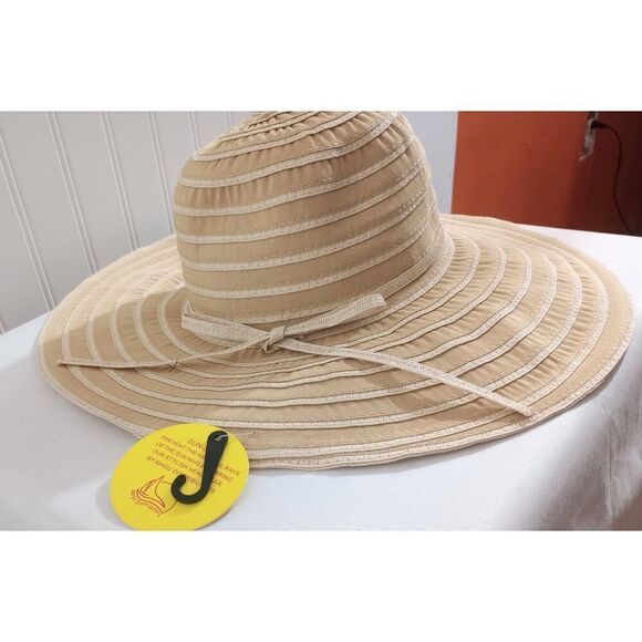 NWT, Wide brim hat ,Sun, beach hat - Picture 1 of 8